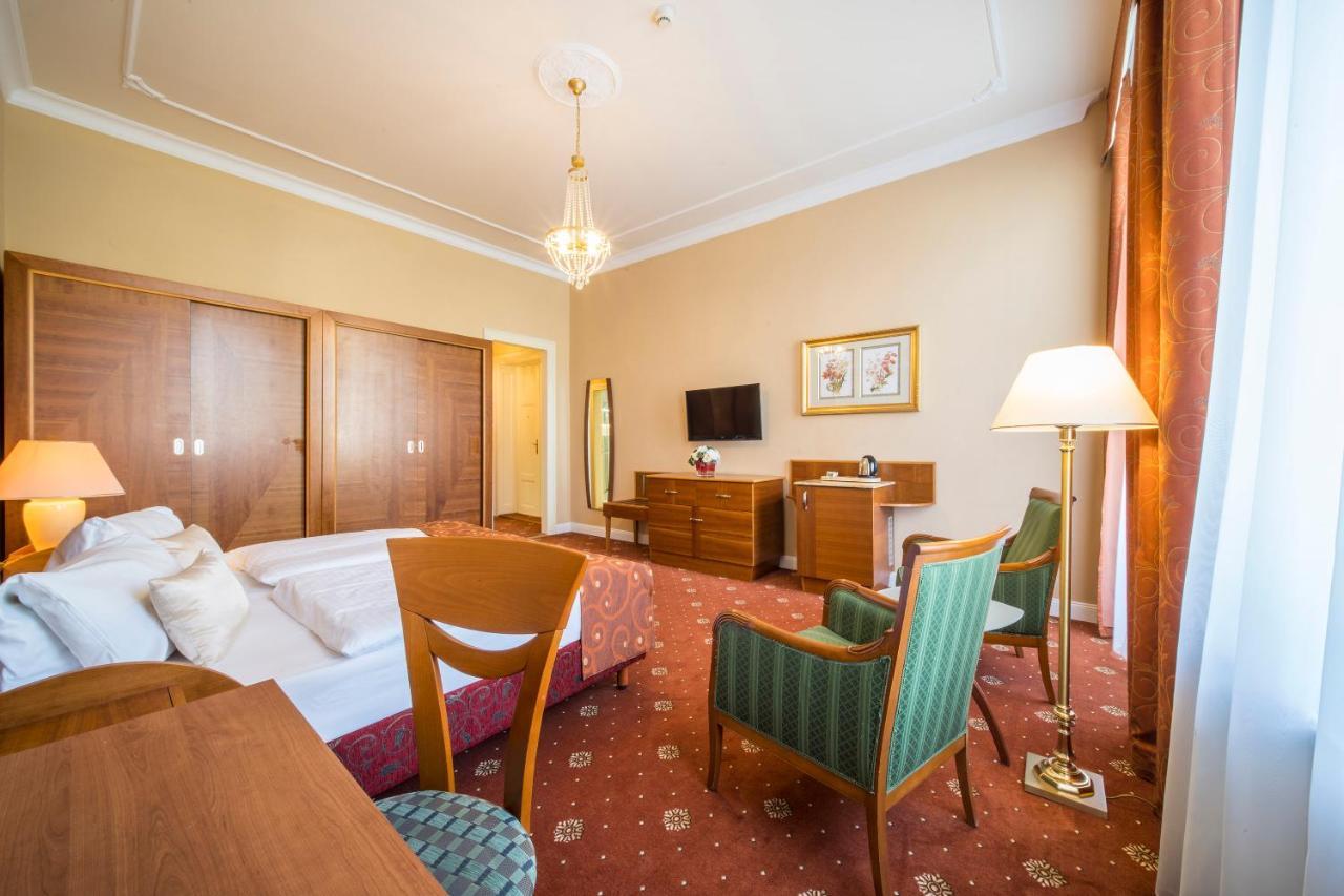 Spa Resort Pawlik-Aquaforum Františkovy Lázně Eksteriør billede