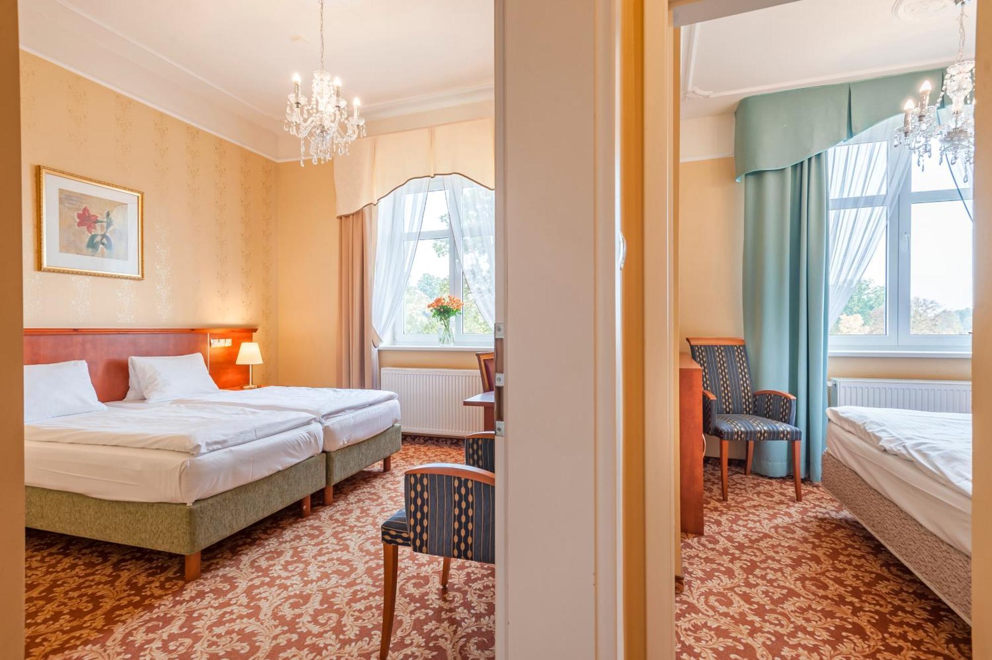 Spa Resort Pawlik-Aquaforum Františkovy Lázně Eksteriør billede