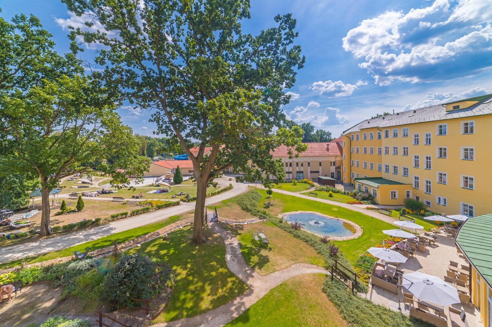 Spa Resort Pawlik-Aquaforum Františkovy Lázně Eksteriør billede