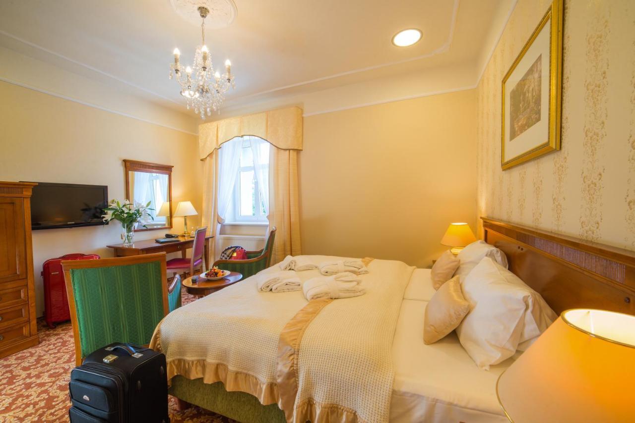 Spa Resort Pawlik-Aquaforum Františkovy Lázně Eksteriør billede