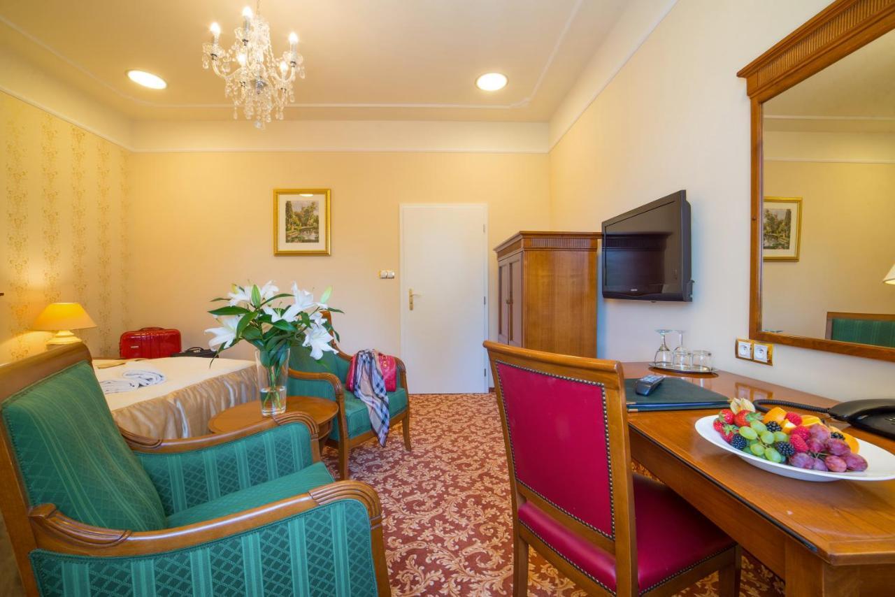 Spa Resort Pawlik-Aquaforum Františkovy Lázně Eksteriør billede